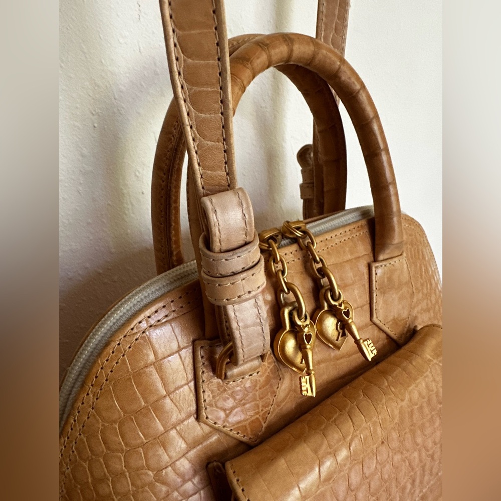 VTG VICENZA 1993 Crocodile Embossed Leather Alma Shaped Bag- w detachable strap - Picture 4 of 16